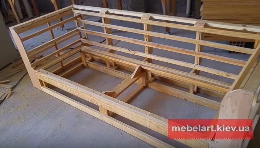 изготовление каркаса дивана из дерева