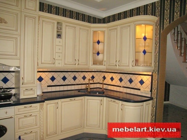 кухонная мебель из сосны на заказ Киевская область