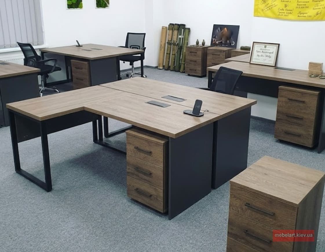 Шкафы гардеробы для верхней одежды в офис