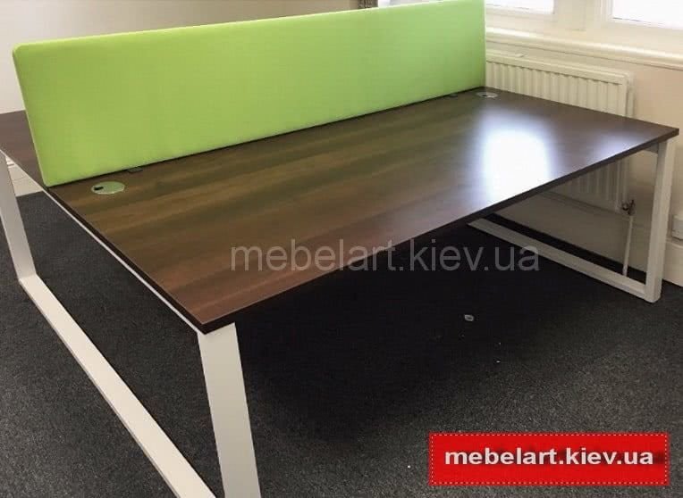 выбрать стол для офиса на металлической базе Украина