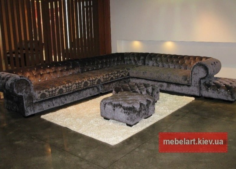 угловой диван  с каретной стяжкой на заказ в гостиную