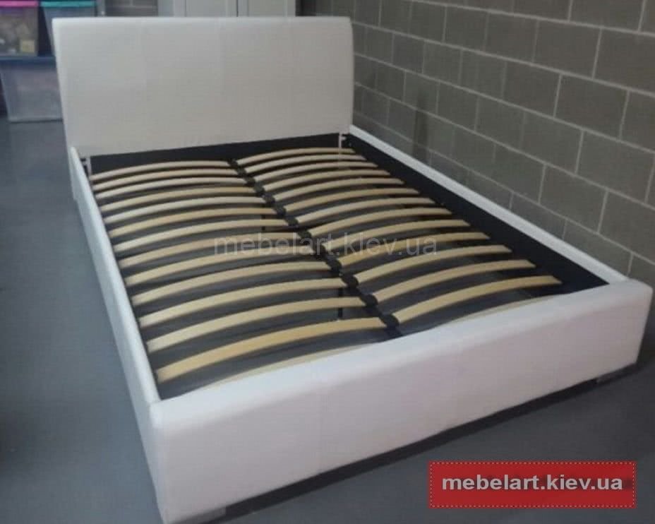 Нестандартная белая двухспальный мягкая кровать