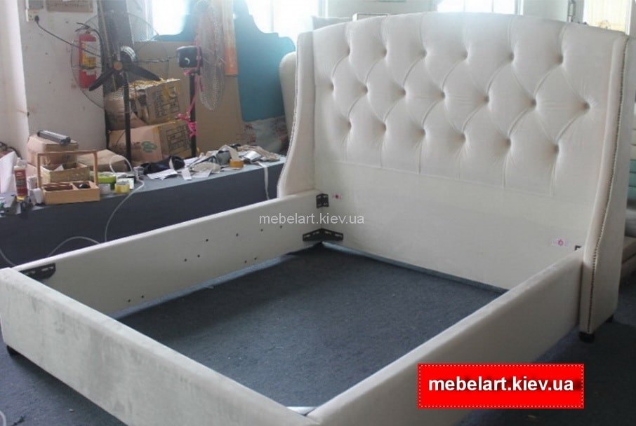 нестарнадртная кровать белого цвета под заказ в Одессе
