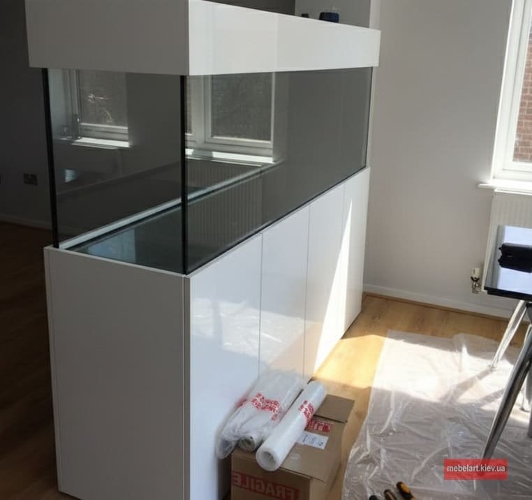 Зонування приміщення акваріумом на замовлення