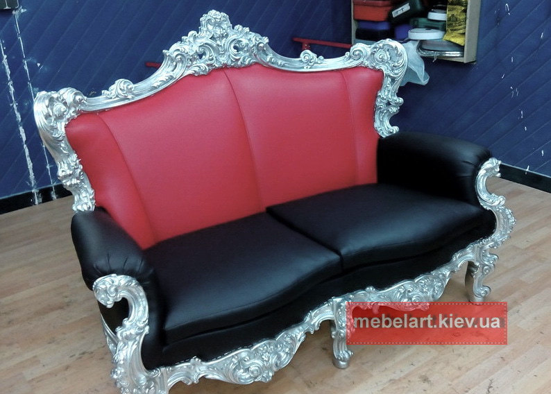 красно черный диван барокко