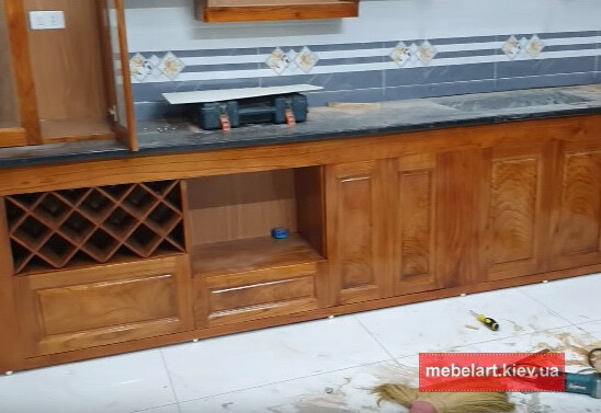 кухонная деревянная мебель Вышгород