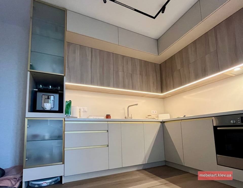 Замовити меблі для великої кухні Виготовлення П-подібної кухні