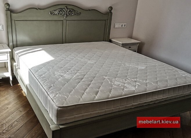 стоимость деревянной кровати под заказ в Белая Церковье