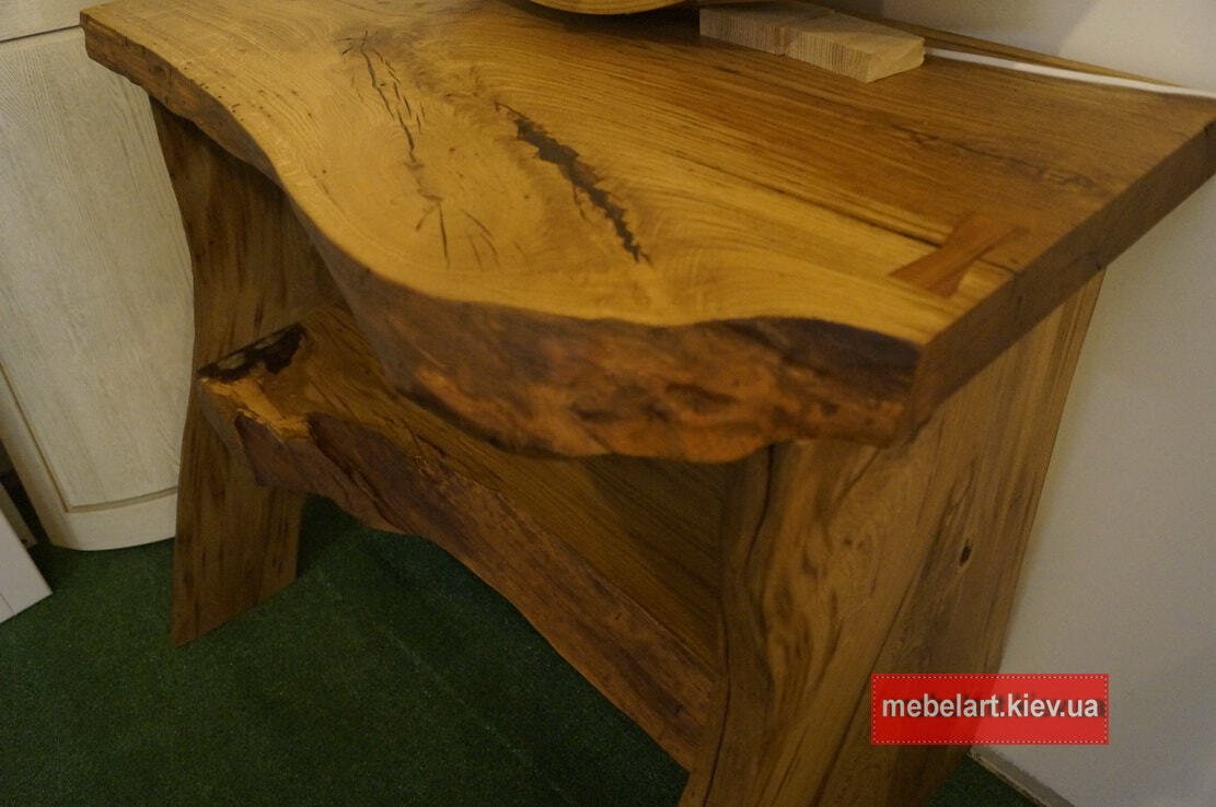 дизайнерский стол из старого дерева