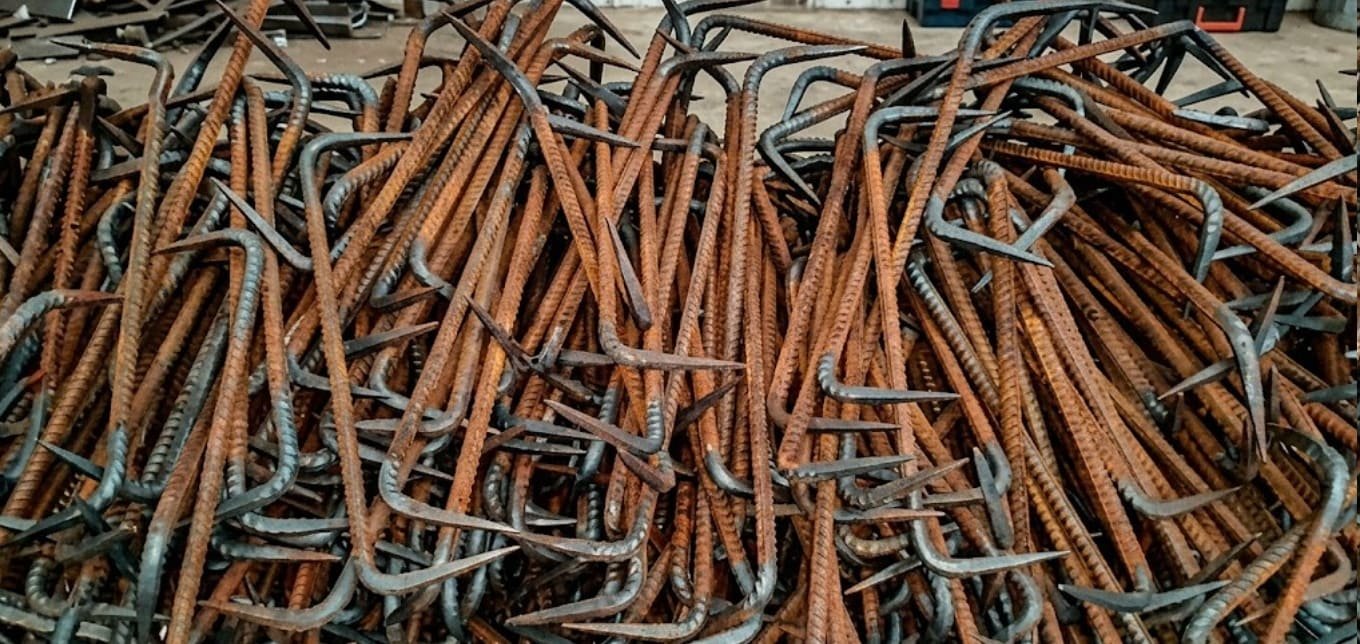 Производство кованых строительных скоб