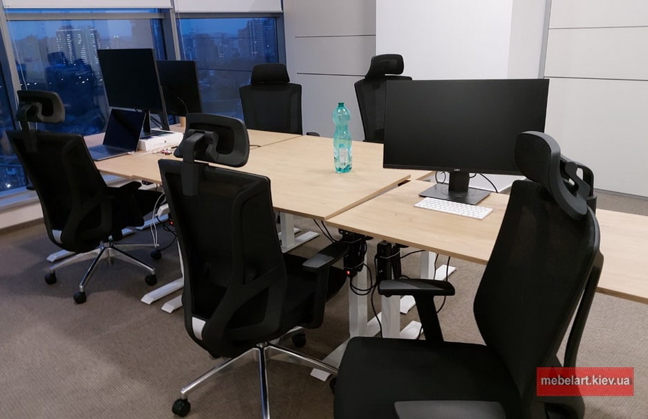 столы для офиса с изменением высоты