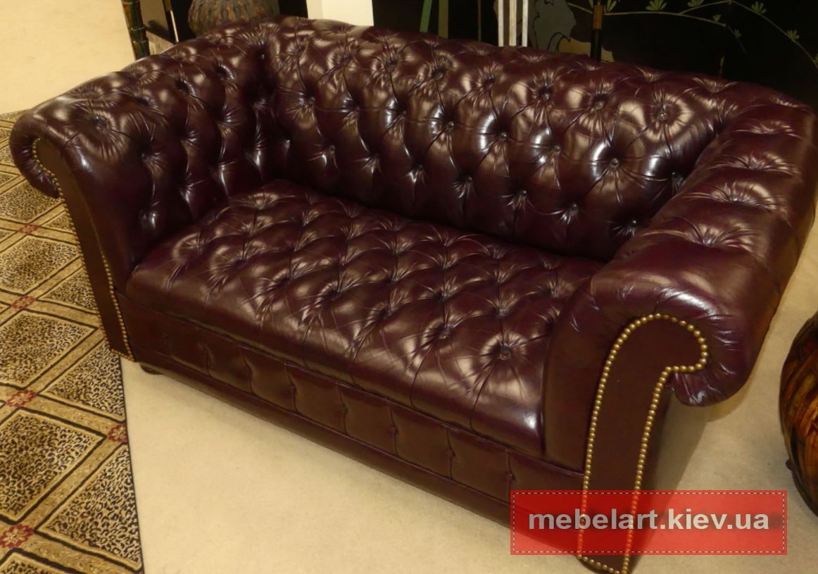 кожаный диван классический под заказ